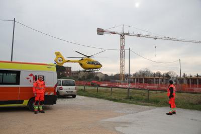 RAVENNA 25/02/2025. IINFORTUNIO SUL LAVORO CANTIERE SCUOLA A PONTE NUOVO IN VIA DEL PINO