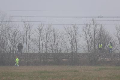 RAVENNA 25/02/2025. CORPO DI UNA RAGAZZA TROVATO SULLA FERROVIA LUNGO LA LINEA RAVENNE RIMINI ALLE PORTE DI CLASSE