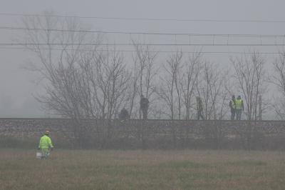 RAVENNA 25/02/2025. CORPO DI UNA RAGAZZA TROVATO SULLA FERROVIA LUNGO LA LINEA RAVENNE RIMINI ALLE PORTE DI CLASSE